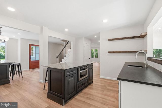 343 TAVISTOCK DR, Medford, NJ 08055