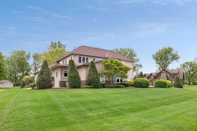 22447 Dodge Court, Faribault, MN 55021
