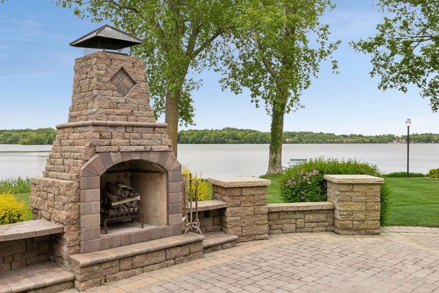 22447 Dodge Court, Faribault, MN 55021