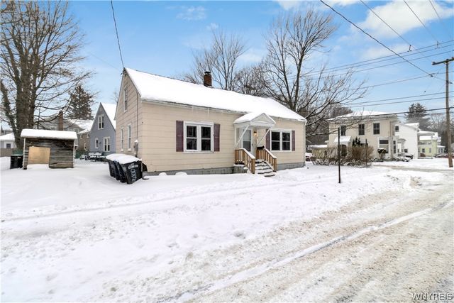 44 Center Street, Pomfret, NY 14063