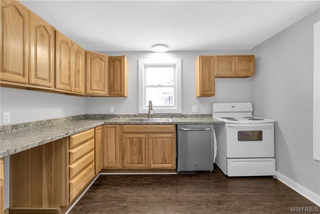 44 Center Street, Pomfret, NY 14063