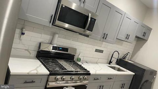1022 W LANVALE ST, Baltimore, MD 21217