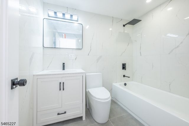 18 Meeker St, West Orange Twp., NJ 07052