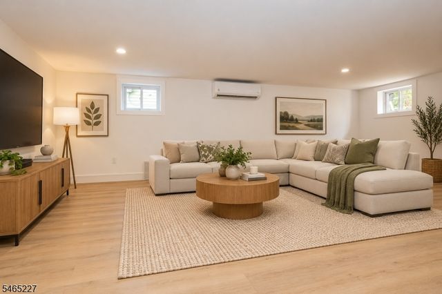 18 Meeker St, West Orange Twp., NJ 07052