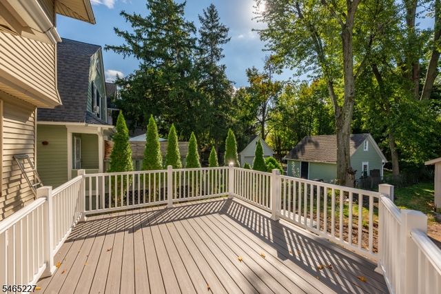 18 Meeker St, West Orange Twp., NJ 07052