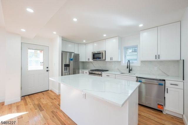 18 Meeker St, West Orange Twp., NJ 07052