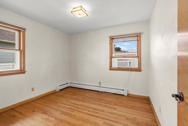 123 W 8TH STREET, Kaukauna, WI 54130