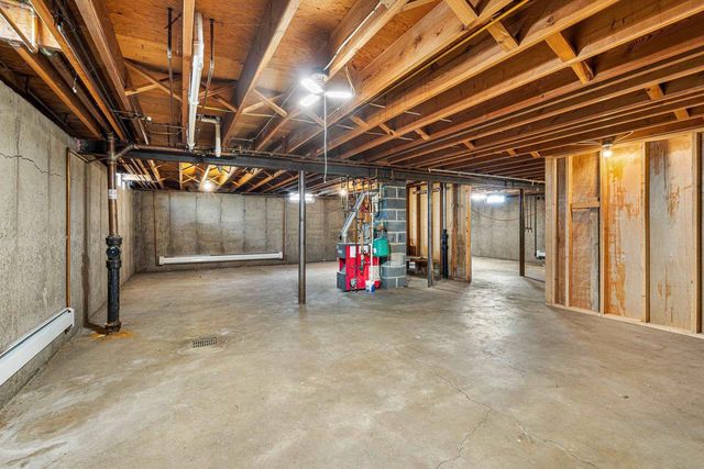 123 W 8TH STREET, Kaukauna, WI 54130