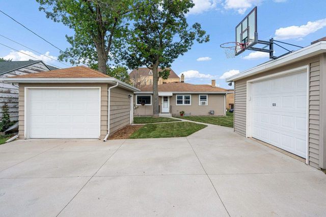 123 W 8TH STREET, Kaukauna, WI 54130