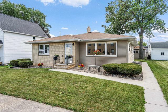 123 W 8TH STREET, Kaukauna, WI 54130