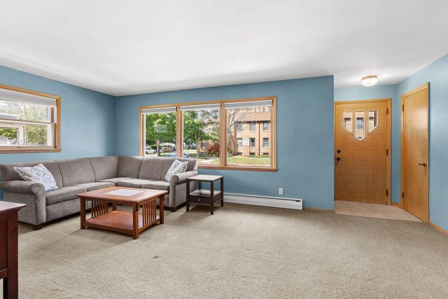 123 W 8TH STREET, Kaukauna, WI 54130