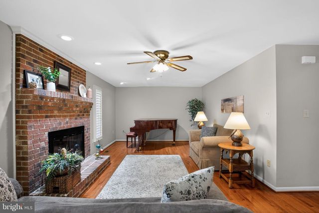101 S WILTSHIRE CT, La Plata, MD 20646
