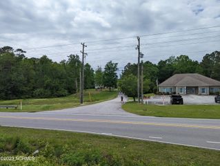 2520 Henderson Drive, Jacksonville, NC 28546