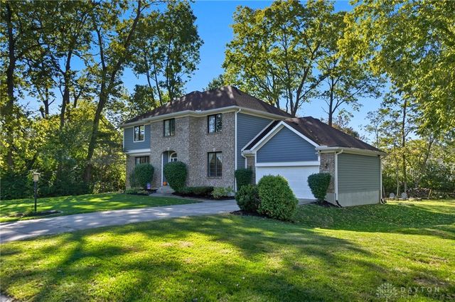 8455 London Court, Springboro, OH 45066