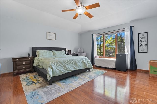 8455 London Court, Springboro, OH 45066