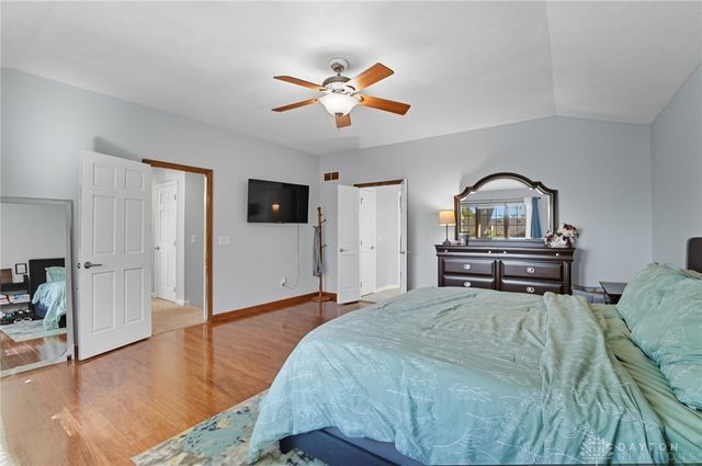 8455 London Court, Springboro, OH 45066