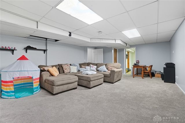 8455 London Court, Springboro, OH 45066