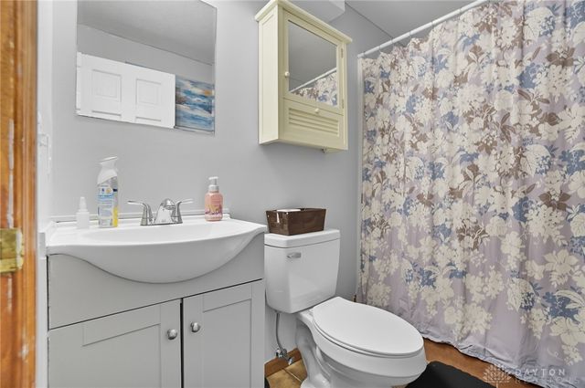 8455 London Court, Springboro, OH 45066