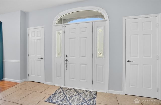 8455 London Court, Springboro, OH 45066