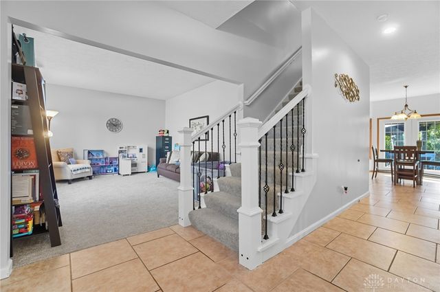 8455 London Court, Springboro, OH 45066