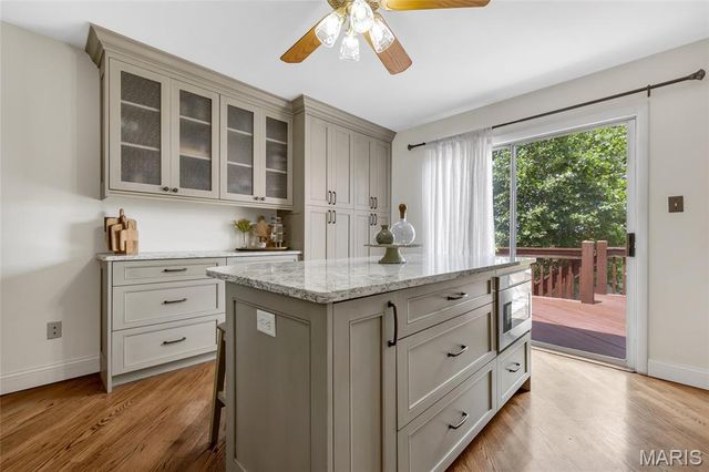 16 La Rochelle Court, Lake St Louis, MO 63367