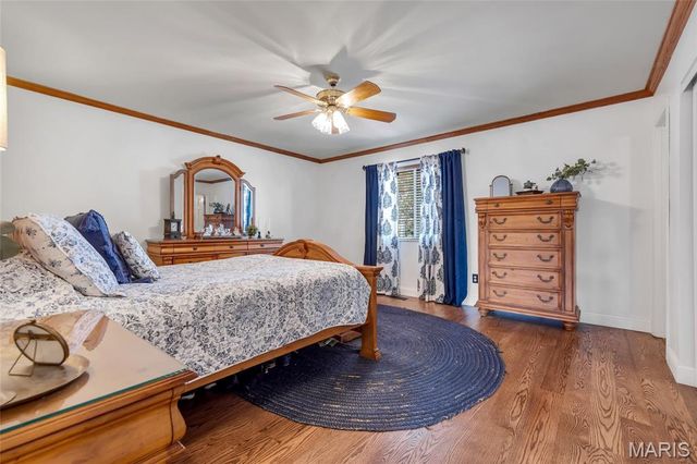 16 La Rochelle Court, Lake St Louis, MO 63367