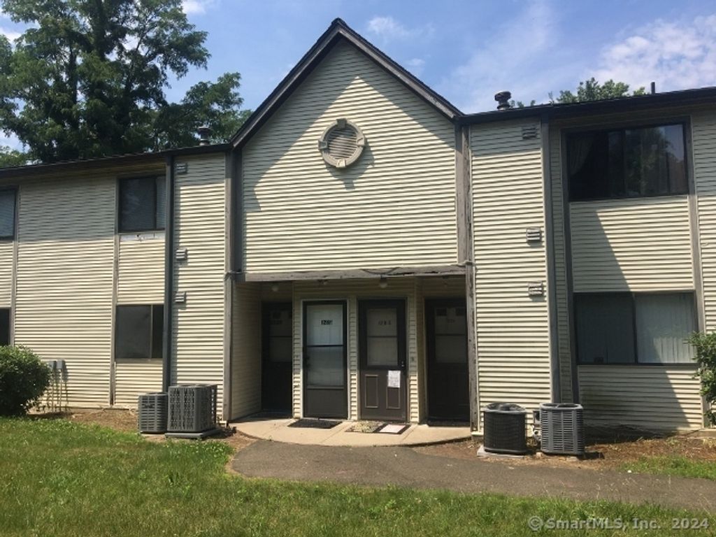 128 Derby Avenue APT E, New Haven, CT 06511