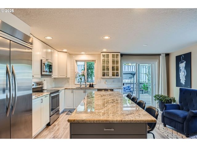 5305 Ne 70TH Cir, Vancouver, WA 98661