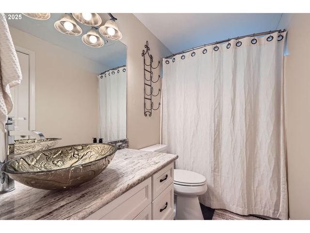 5305 Ne 70TH Cir, Vancouver, WA 98661