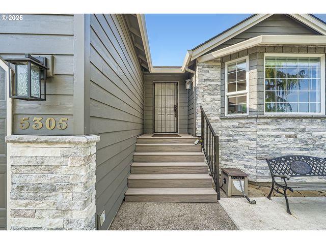 5305 Ne 70TH Cir, Vancouver, WA 98661