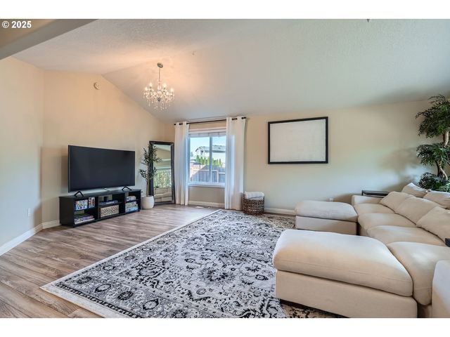 5305 Ne 70TH Cir, Vancouver, WA 98661