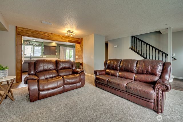 75 River Rock Lane #F, Woodland, WA 98674