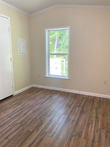 108 Clark Road 41, Naugatuck, CT 06770