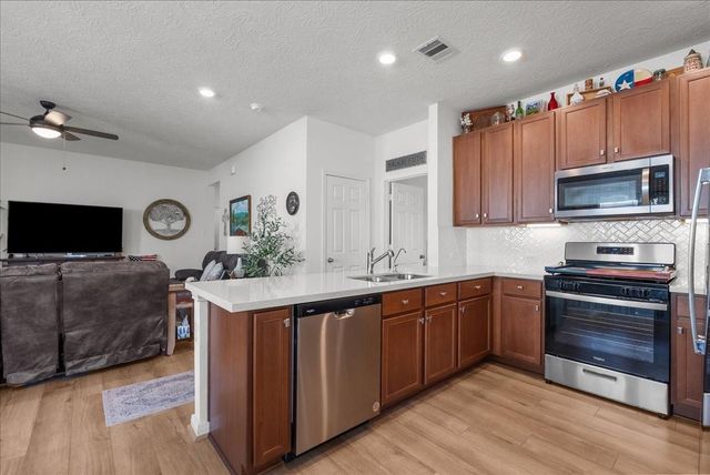 712 Allana Lane, Alvin, TX 77511