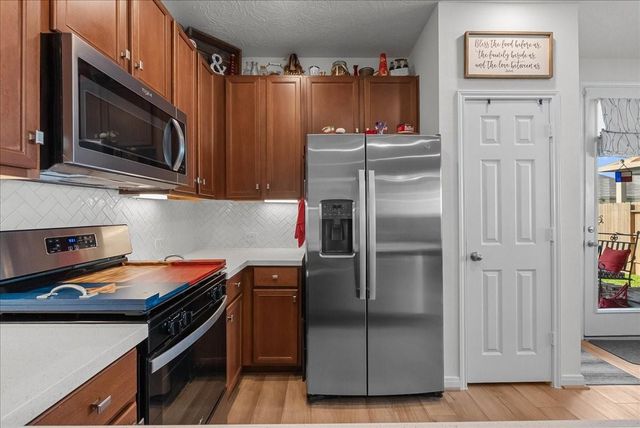 712 Allana Lane, Alvin, TX 77511