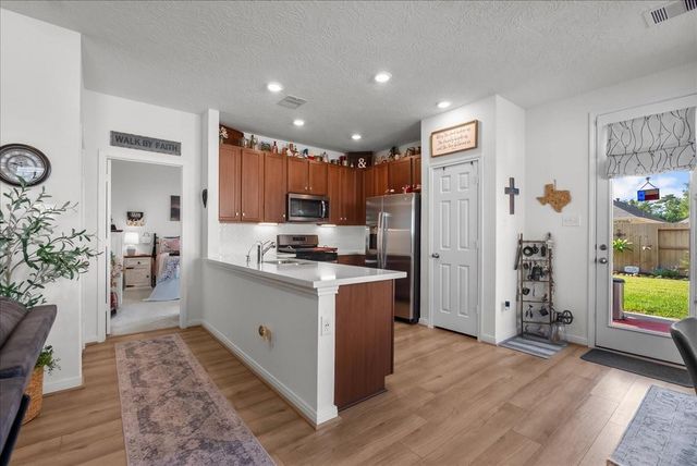 712 Allana Lane, Alvin, TX 77511