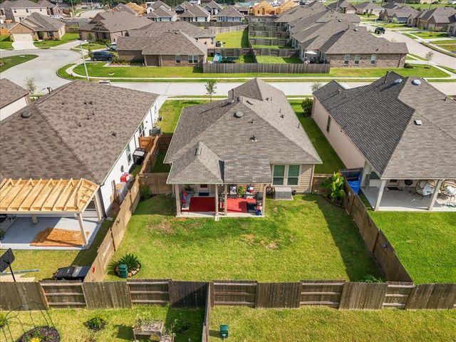 712 Allana Lane, Alvin, TX 77511