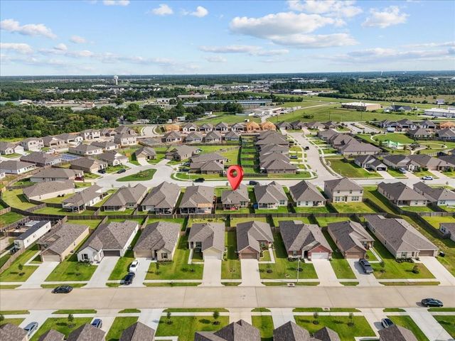 712 Allana Lane, Alvin, TX 77511