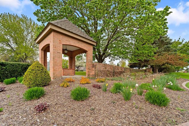 2314 Dickinson COURT, Mequon, WI 53092
