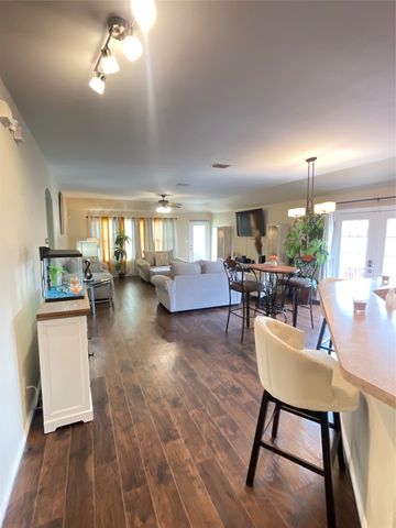 301 Long Prairie Drive, Forney, TX 75126