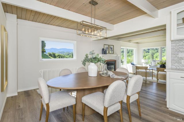 18 San Miguel Ct, Fairfax, CA 94930