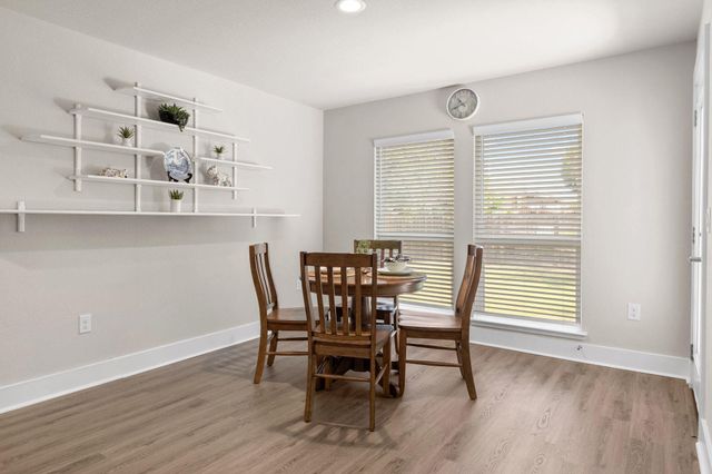 20102 Lee LN, Lago Vista, TX 78645