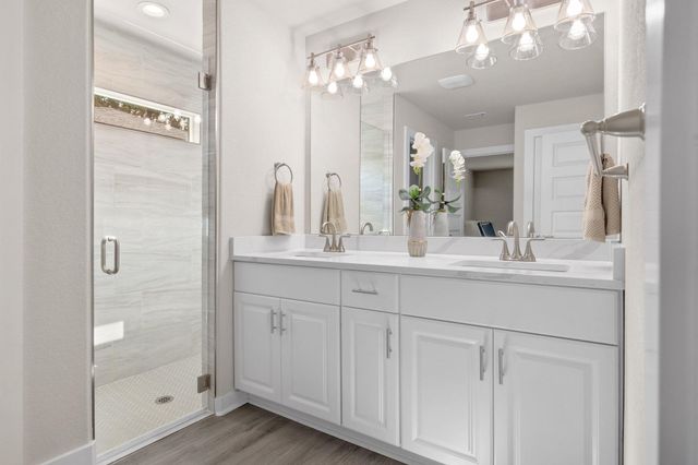 20102 Lee LN, Lago Vista, TX 78645