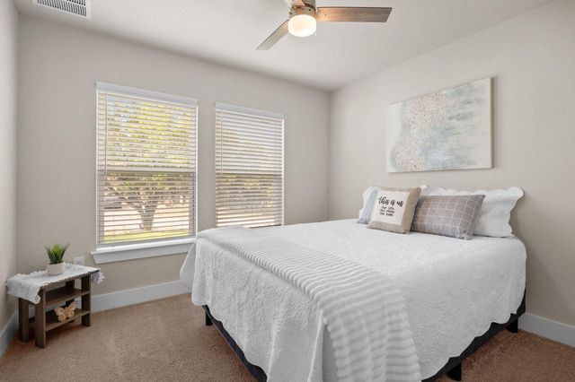 20102 Lee LN, Lago Vista, TX 78645