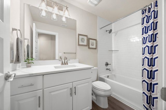 20102 Lee LN, Lago Vista, TX 78645