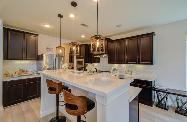 5206 Belle Manor Ln Lane, Sugar Land, TX 77479