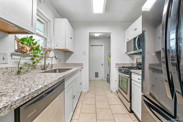 4819 Castle Lance, San Antonio, TX 78218