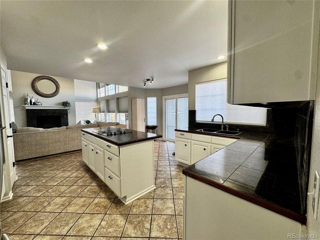 5151 S Bahama Ct, Centennial, CO 80015