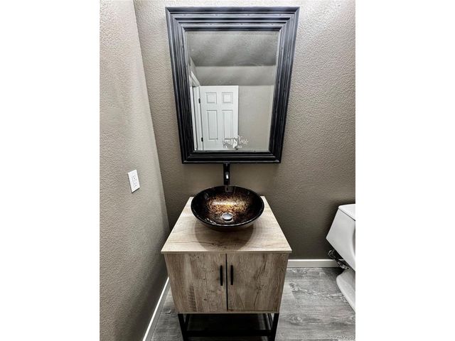 5151 S Bahama Ct, Centennial, CO 80015