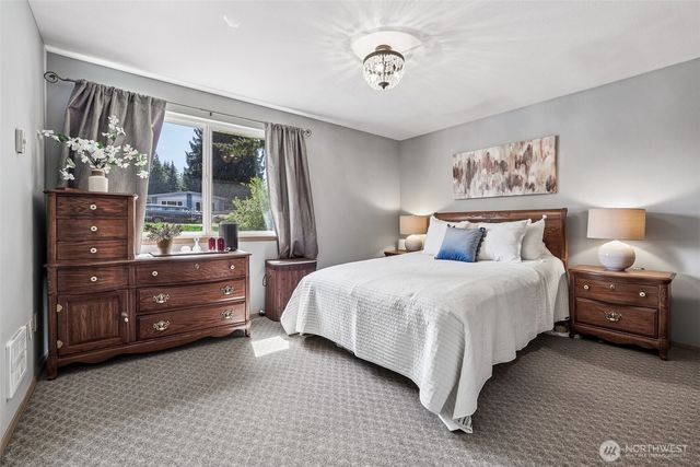 9605 208th Avenue E, Bonney Lake, WA 98391